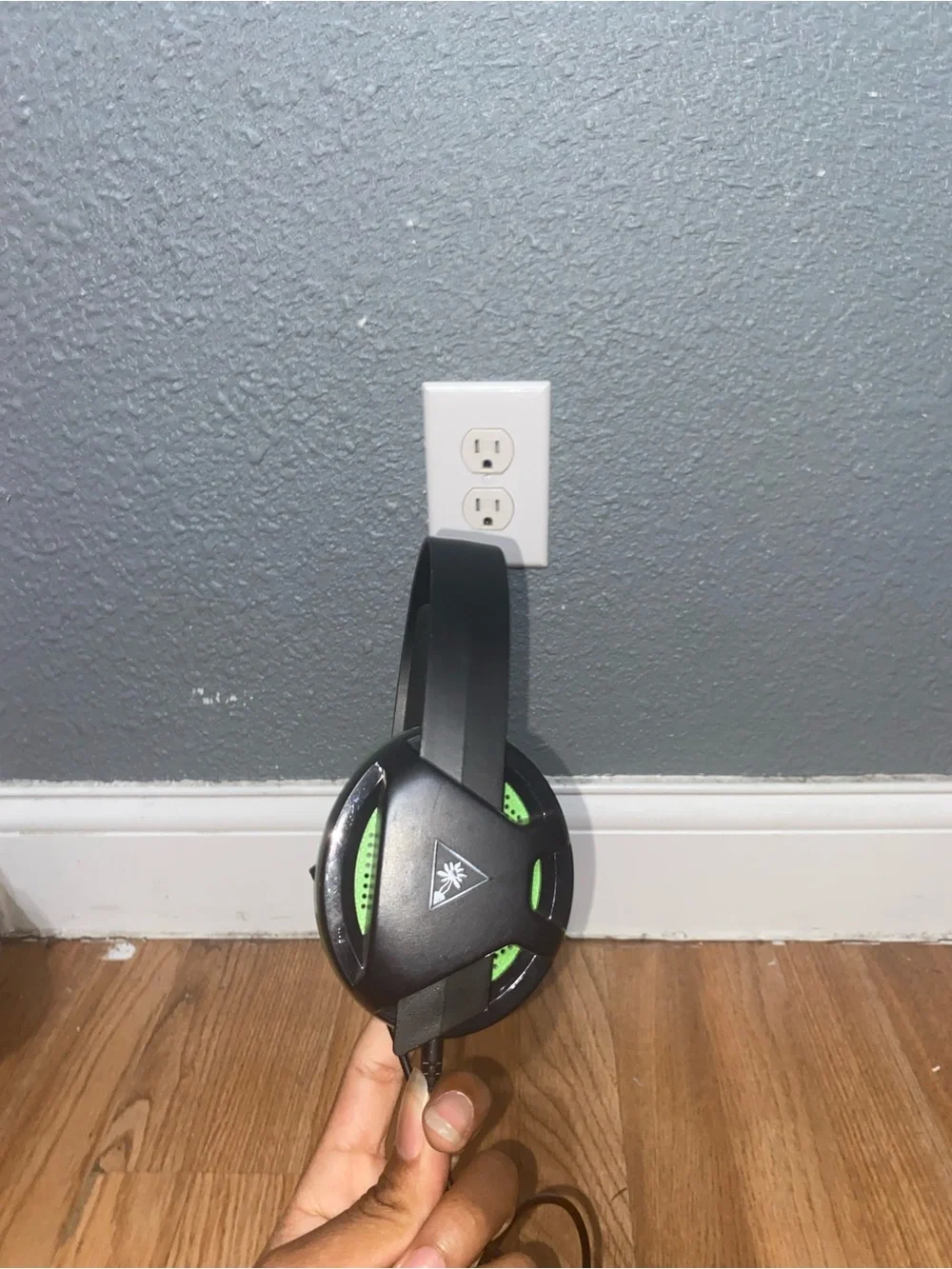 Wired Black and Green Gaming Headset with Microphone